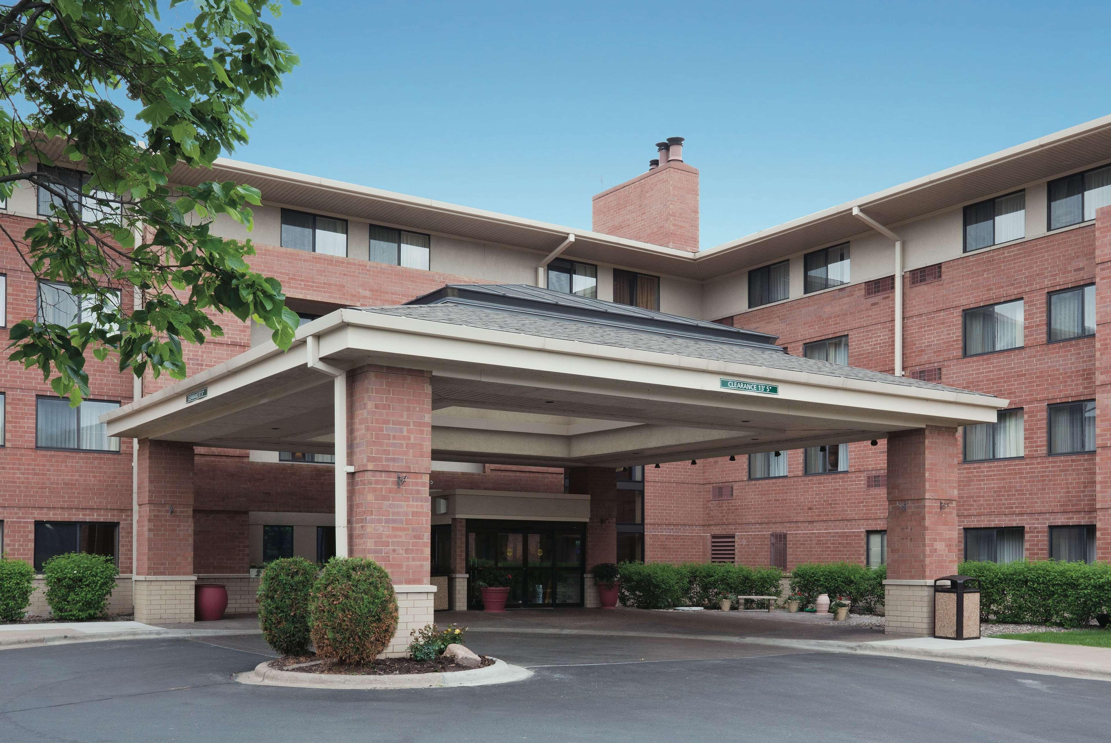 La Quinta By Wyndham Minneapolis-Minnetonka Exterior photo